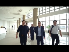 श्नाइडर आने के लिए आया